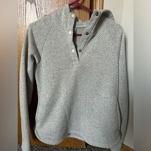 Columbia pull on sweatshirt size M